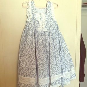 Girls dress